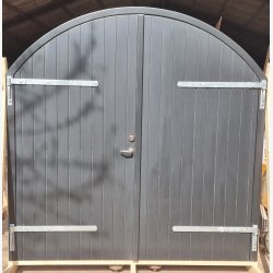 Garageport, 2-sidehngte drblade, isoleret. Til omg. lev. TILBUD SPAR 50%  Denne er Solgt.