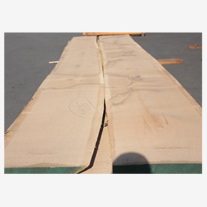 Bordplader fremstilles p ml i Europisk Eg, FSC. 