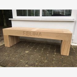 Bordplader fremstilles p ml i Europisk Eg, FSC. 