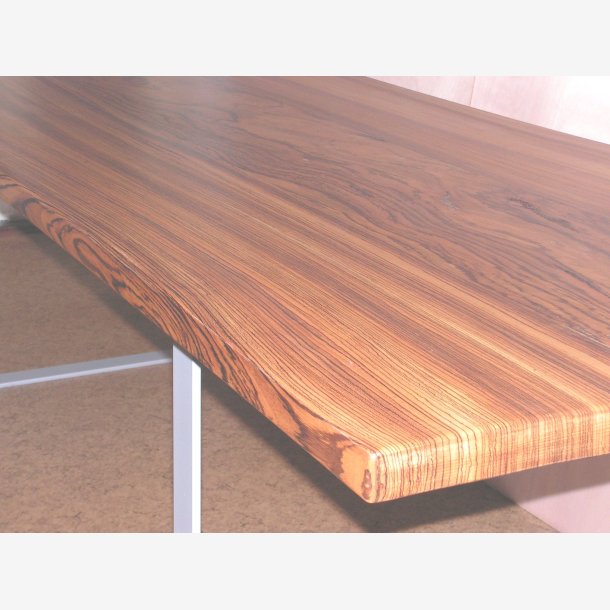  Spisebord, i Str.: 94 x 265 cm. Model Zebranoline, Stumpi Design.