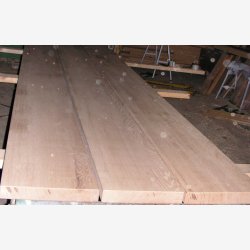 Bordplader fremstilles p ml i Europisk Eg, FSC. 