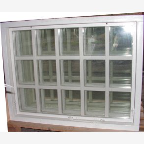 Tophngte kittede vinduer med koblede rammer. 114,0 x 88,0 cm ( B x H )