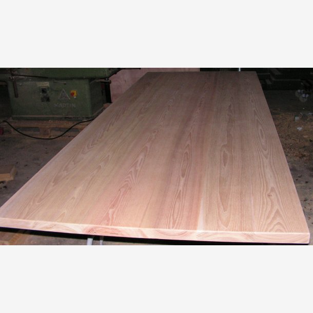 Bordplader fremstilles p ml i Amk. Elm. 